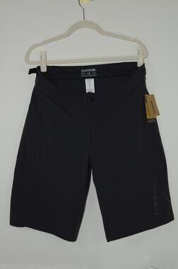 Dakine SYNCLINE Shorts Men's Large Black Cycling Mountain Bike NWT